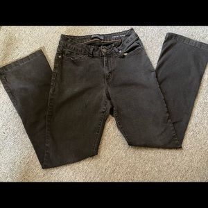 Black Lee flare jeans!🖤